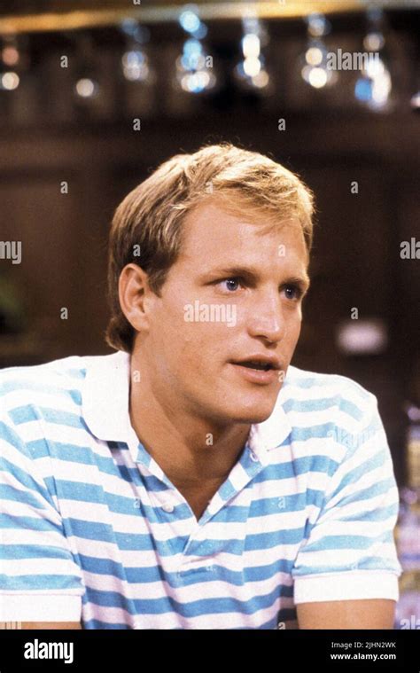 WOODY HARRELSON, CHEERS, 1982 Stock Photo - Alamy