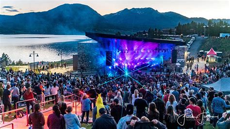 Top 25 Outdoor Music Venues And Amphitheaters In The Us Binaural Records