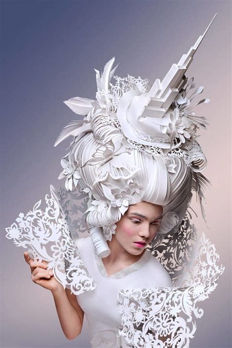 Les Sculpteurs De Papier En Plein Essor Beaux Arts Paper Fashion