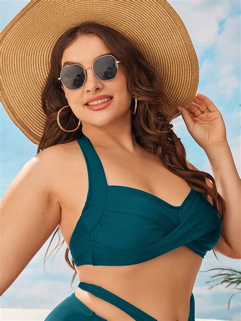 SHEIN Swim Basics Plus Twist Halter Push Up Bikini Top SHEIN UK