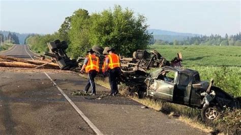 Log Truck Operator Killed In Crash South Of Monmouth