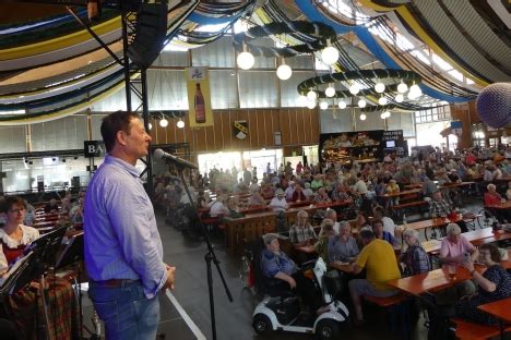 Neumarktaktuell OB Thumann Konnte Tausende Senioren Beim Volksfest