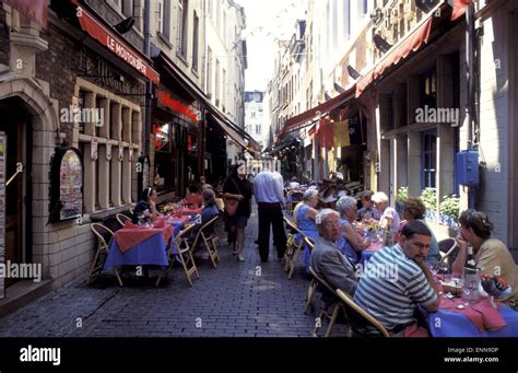 Bel Belgique Bruxelles Des Restaurants à La Petite Rue Des Bouchers