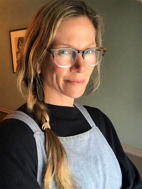 Nicole Burke's Instagram, Twitter & Facebook on IDCrawl