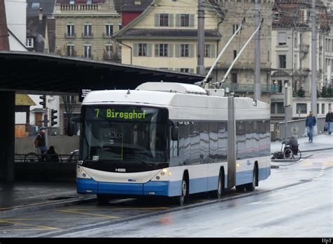 VBL Hess Trolleybus Nr 217 Unterwegs In Luzern Am 30 12 2021 Bus