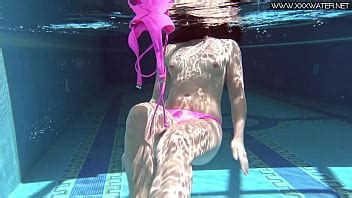 Naked In Pool Videos Page XVIDEOS