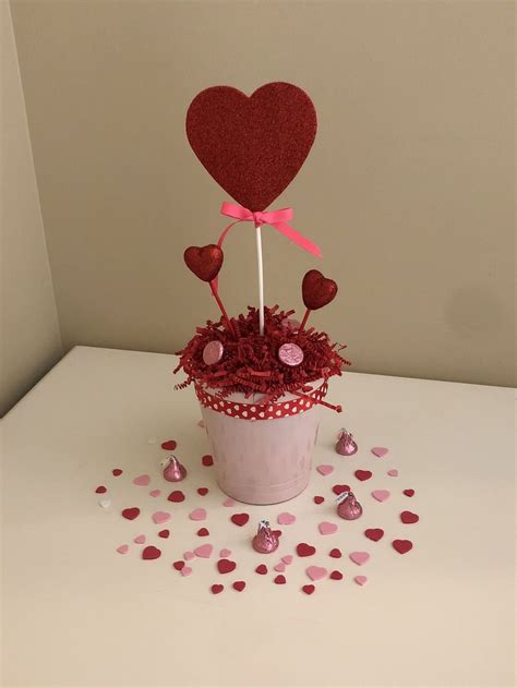 Nice Ideas For Best Valentines Day Centerpieces 38 - SWEETYHOMEE