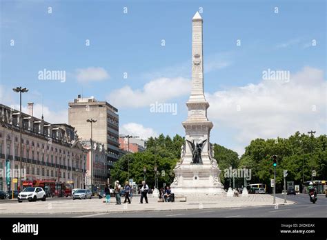 Lisboa Portugal Junio El Monumento A Los Restauradores En