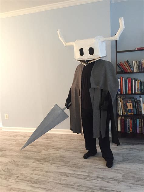 Thought you’d all enjoy my Knight cosplay : r/HollowKnight