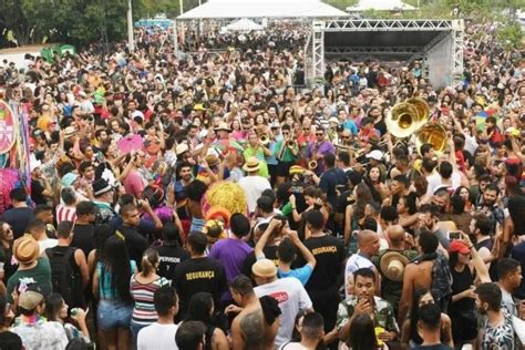 Carnaval Brasileiro Deve Movimentar R Bilh Es Turismo