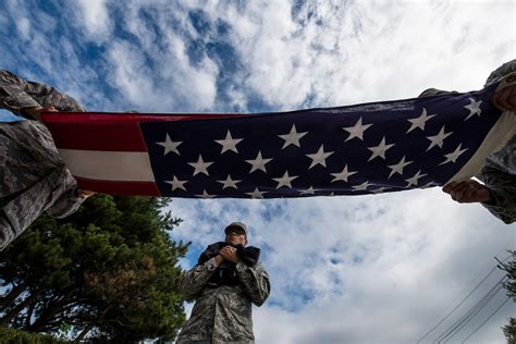 Photo Essay Team Osan Honors Powmia Osan Air Base Article Display