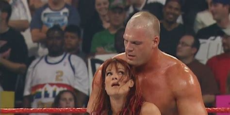 10 Things WWE Fans Should Know About Kane's Storyline With Lita