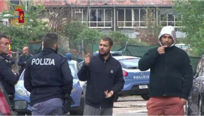 Rinvii A Giudizio Per La Cosiddetta Mafia Dei Rom A Latina Il Caffe