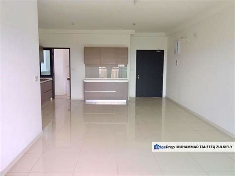 Brand New Corner Unit Emira Residence Seksyen 13 Shah Alam High Floor