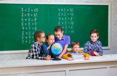 Premium Photo | Children do math in elementary school.