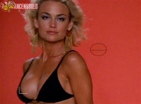 Naked Kelly Carlson In Nip Tuck