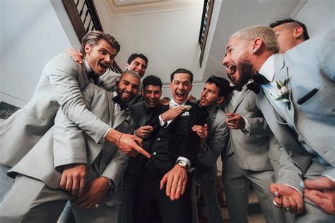 Lele Pons Y Guaynaa Un Pastel Gigante Baile Con Chayanne Y Padrinos De Lujo En La Boda Latina