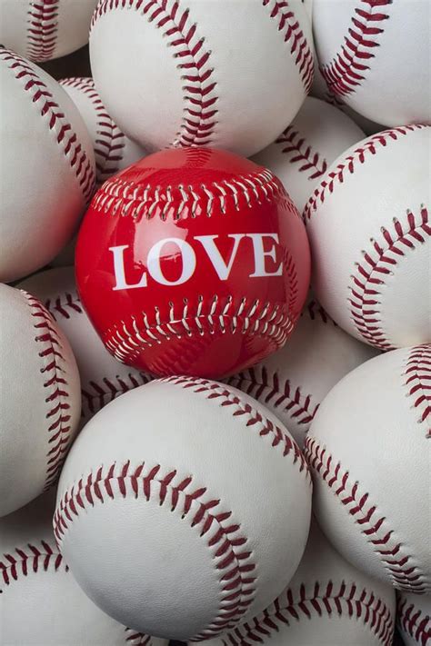 17 Best images about BASEBALL DECOR on Pinterest | Baseball wreaths ...