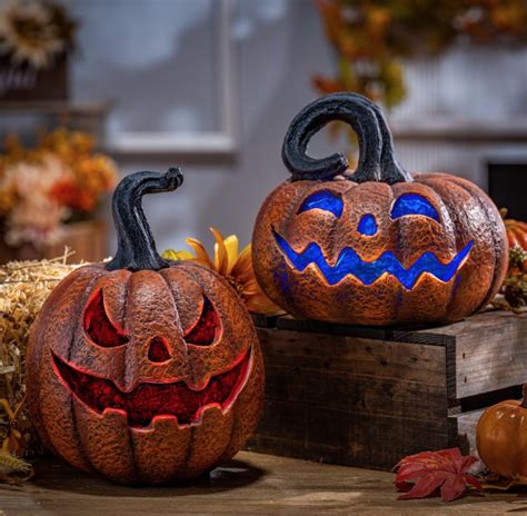 Delightfully Spooky Lighted Halloween Jack O Lanterns Home Depot