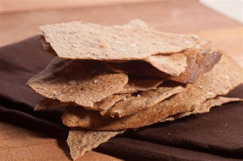 Caraway Rye Crackers Rye Crackers Cracker Recipes Homemade Crackers