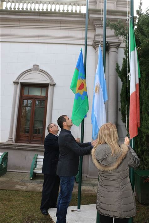 El Intendente Particip De La Celebraci N Por El D A De La Rep Blica