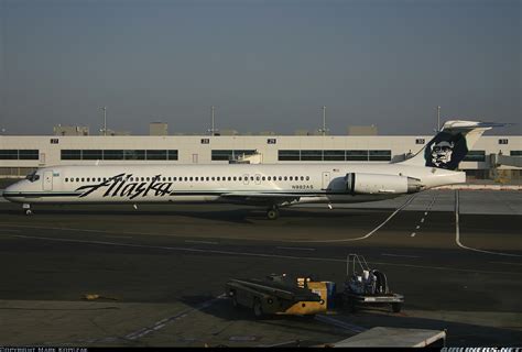 Mcdonnell Douglas Md 83 Dc 9 83 Alaska Airlines Aviation Photo