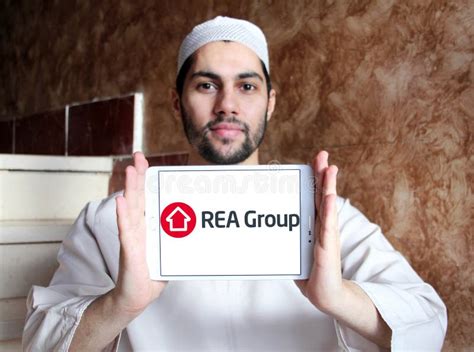 REA Group logo editorial photography. Image of realestate - 100286987