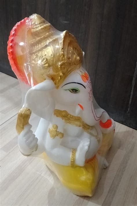 White Polyresin Ganesha Statue Temple Size Dimension 10 X 8 Inch