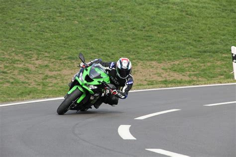 Kawasaki Ninja Zx R Im Test Moto Ch