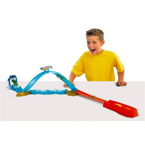 Circuit De Voitures Hot Wheels Piste Requin Jeux Et Jouets Hot Wheels Avenue Des Jeux