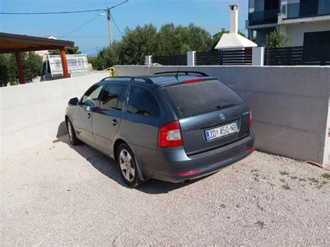 Škoda Octavia 1 6 TDI karavan 2011 god