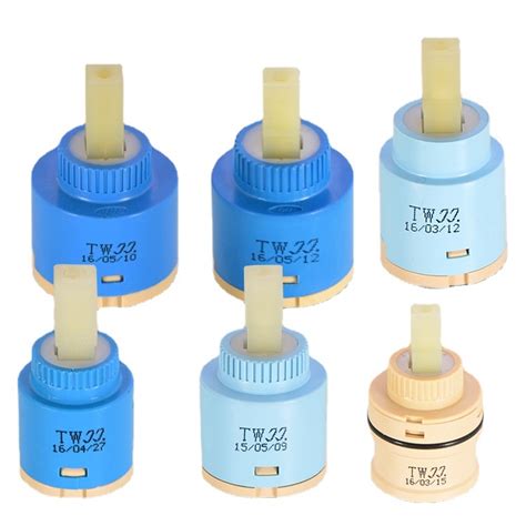 Kzs Kitchen Basin Hot Cold Water Faucet Ceramic Valve Core Water Heater Mixing Water