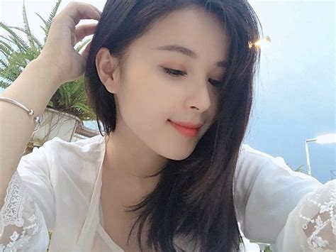 Mê mẩn vẻ đẹp không tì vết của hot girl dân tộc Tày