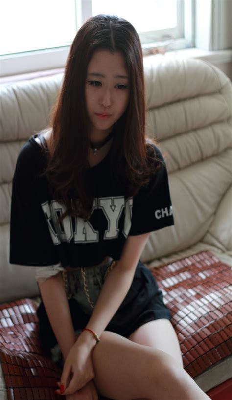 Hit x Hot 国模小馨馨儿人体私拍套图 Page 2 94