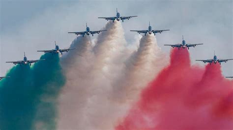 I Cento Anni Dell Aeronautica Militare Airshow Delle Frecce Tricolori