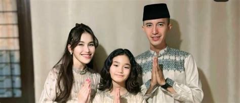 Video Call Calon Ayah Sambung Saat Lebaran Bilqis Anak Ayu Ting Ting