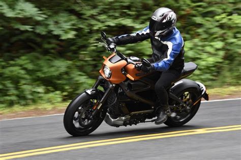 First Ride: Harley-Davidson LiveWire Review