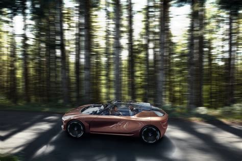 Renault Presents SYMBIOZ Concept And Vision For Mobility Of 2030 At