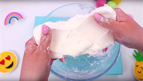 Diy 2 Ingredient Slime Recipe How To Make Homemade No Glue Or Borax Slime