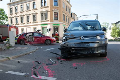 Zwei Verletzte Bei Unfall In Freiberg