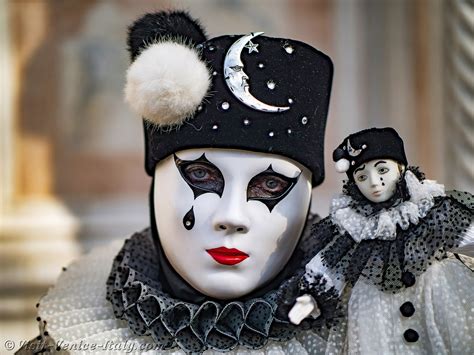 History Of The Carnival In Venice Masks Joy And Pleasures