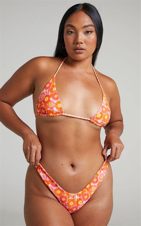 Vdm The Label Stevie Reversible Bikini Bottom In Retro Daisy Sunburst