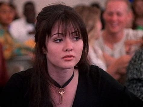 Pin On 90210 Shannen Doherty 90s Grunge Hair Beverly Hills 90210