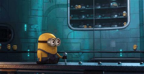 Hammer On Head Minions GIF - HammerOnHead Minions DespicableMe ...