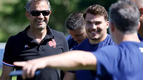 Rencontre Avec Antoine Dupont Capitaine Du Xv De France Notre