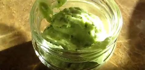 Соус с авокадо и лимоном