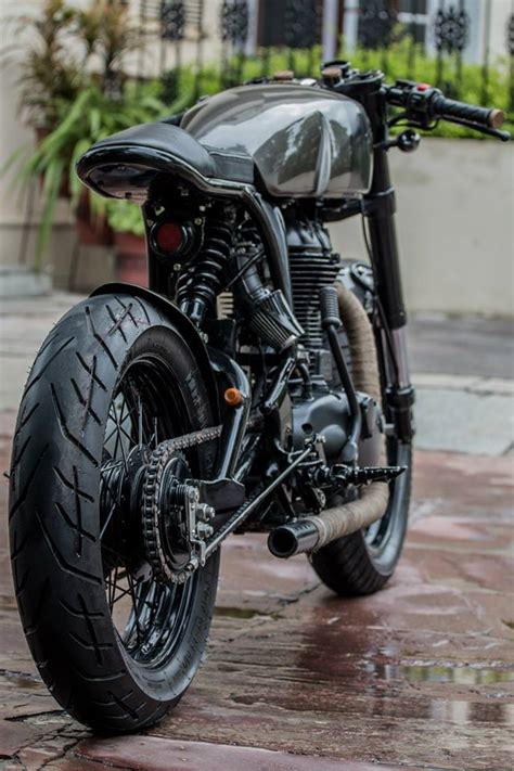 Royal Enfield Thunderbird Modified Cafe Racer Check Out This