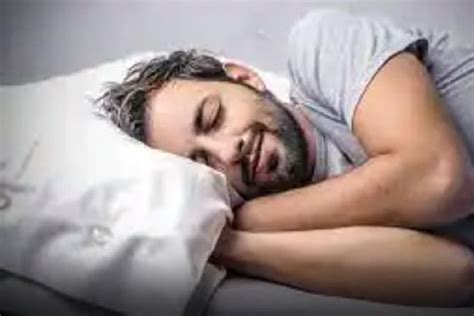 Sound Sleep At Night अगर आपको कम नींद आती है या रात को नींद आने में आती है दिक्कत तो यहां जानें