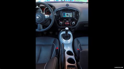 Nissan Juke 2015MY Central Console