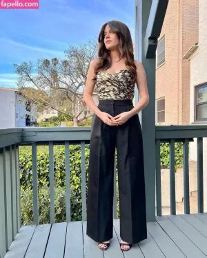 Molly Gordon Nude Photos Videos I Nudes Celeb Nudes